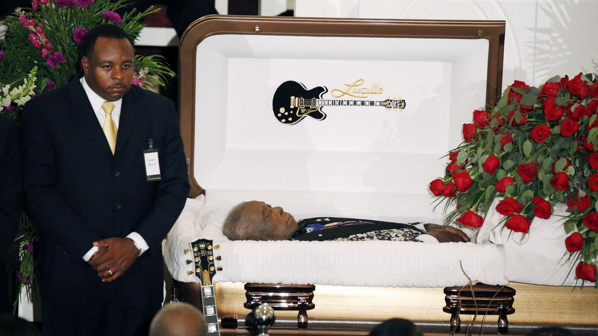 Cientos Acuden A Funeral De Leyenda Del Blues Bb King