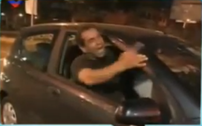 Un hombre en estado de ebriedad se tomó la libertad de dar un discurso ideológico cargado de una que otra grosería a funcioanrios de la Guardia Nacional Bolivariana.