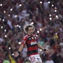 El zaguero David Luiz de Flamengo durante el partido contra Racing Club de Argentina en la Copa Libertadores, el jueves 8 de junio de 2023, en Río de Janeiro. (AP Foto/Bruna Prado)