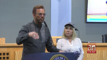 willy chirino y su esposa lissette alvarez piden en miami  intervencion humanitaria en cuba