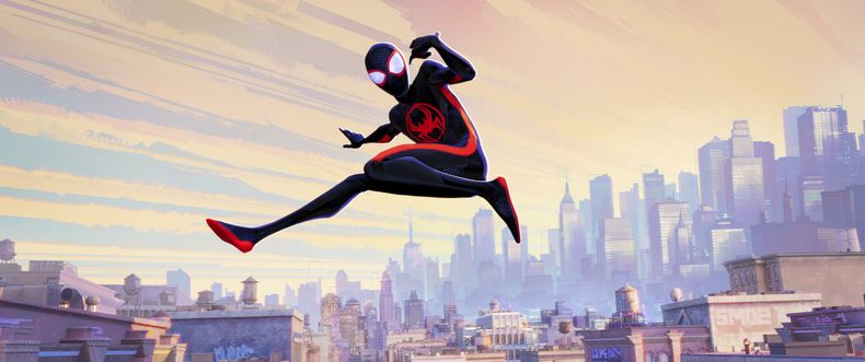 En esta imagen proporcionada por Sony Pictures Animation Miles Morales como Spider-Man, con la voz de Shameik Moore, en una escena de la película de Columbia Pictures y Sony Pictures Animation Spider-Man: Across the Spider-Verse. (Sony Pictures Animation vía AP)
