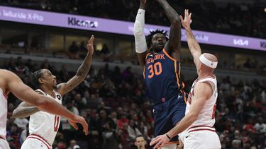 Knicks ganan 114-21 a Bulls con gran puntería de triples