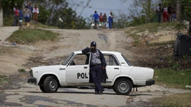asalto a mano armada en santiago de cuba. crece la violencia en la isla