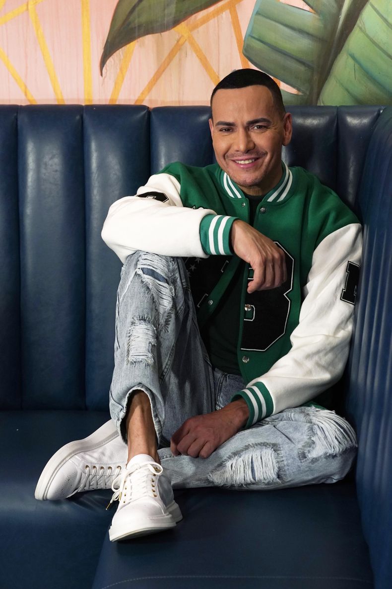 ESP-MUS VÍCTOR MANUELLE