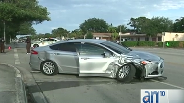 persecucion termina con un tiroteo en un centro comercial del nw de miami
