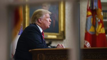 ANÁLISIS AP: La teatralidad no resolverá cierre para Trump