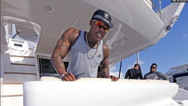 fuente ap: reales y aroldis chapman llegan a acuerdo por un ano