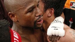 mayweather vence a pacquiao por decision y sigue invicto