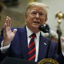 Trump dice que China trató de renegociar acuerdo