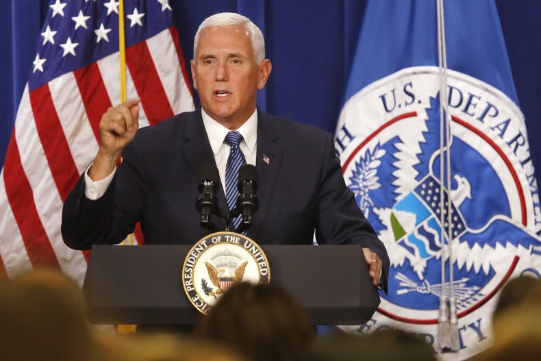 AMN-INM_PENCE-INMIGRACION-0.jpg