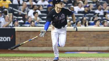 Mets se imponen 7-6 a Rockies; Alonso impulsa la del triunfo
