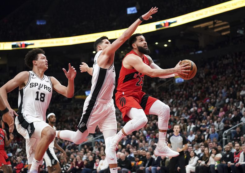 DEP-BAS SPURS-RAPTORS