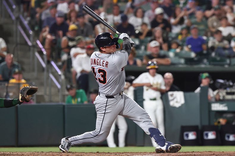 Dillon Dingler, de los Tigres de Detroit, pega un grand slam en el duelo del viernes de 31 de julio de 2026 ante los Atléticos (AP Foto/Sara Nevis)