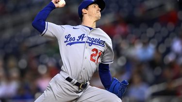 Dodgers pierden a Buehler por el resto de la temporada