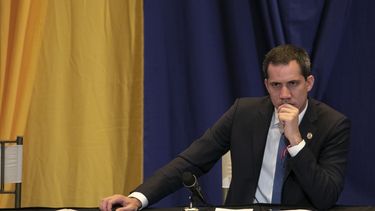 guaido le recordo a maduro que las leyes solo pueden ser aprobadas por la asamblea nacional
