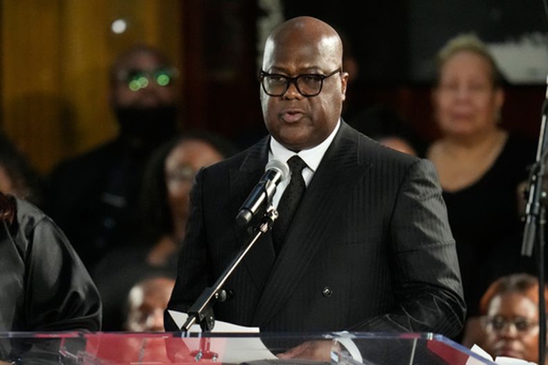 ARCHIVO - El presidente de la República Democrática del Congo, Félix-Antoine Tshisekedi Tshilombo, pronuncia un discurso durante la ceremonia fúnebre en memoria del reverendo Jesse Jackson, el 7 de marzo de 2026, en la sede de la Coalición Rainbow PUSH en Chicago. (Foto AP/Erin Hooley, Archivo)