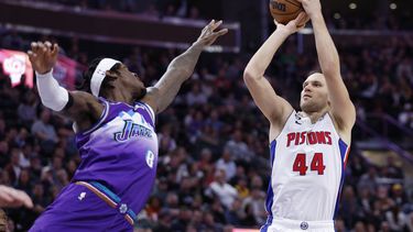 Pistons superan al Jazz, ganan por segunda noche consecutiva