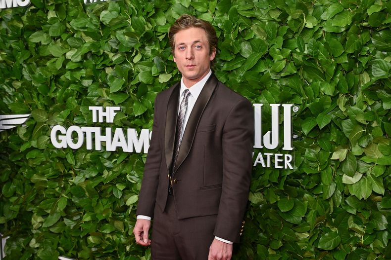 Jeremy Allen White asiste a los Premios Gotham en Cipriani Wall Street el lunes 1 de diciembre de 2025, en Nueva York. (Foto Evan Agostini/Invision/AP)