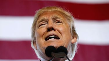 donald trump vuelve a subir en las encuestas y los democratas cierran argumentos en iowa