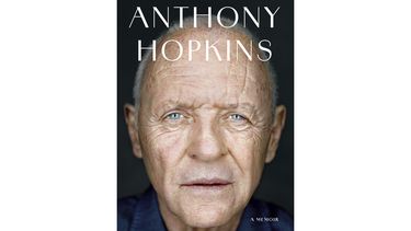 Una imagen de la portada del libro We Did Ok, Kid, de Anthony Hopkins dada a conocer por Summit Books. (Summit Books vía AP)