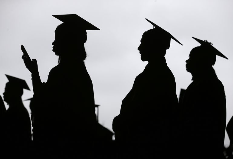 ¿Quiénes pueden eliminar su deuda estudiantil en EEUU?