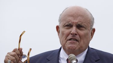 Giuliani: Mueller entrevistará a Trump “sobre mi cadáver”