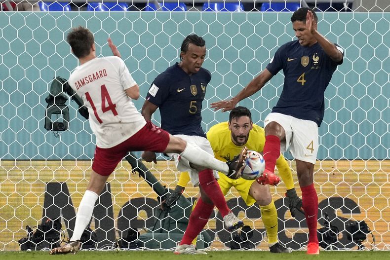 DEP-FUT MUNDIAL FRANCIA-DINAMARCA