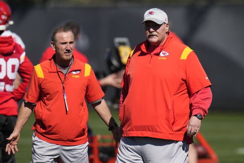 DEP-NFL SUPER BOWL-CHIEFS-COORDINADORES