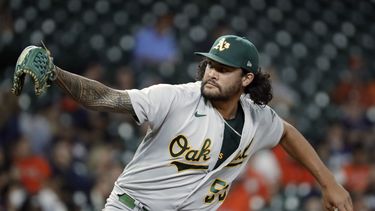 Padres adquieren al zurdo Sean Manaea en canje con As