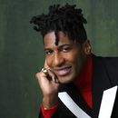 ARCHIVO - Jon Batiste posa durante el almuerzo de nominados al Oscar de la 96a edición de los Premios de la Academia el lunes 12 de febrero de 2024 en el Hotel Beverly Hilton de Beverly Hills, California. (Foto AP/Chris Pizzello, archivo)