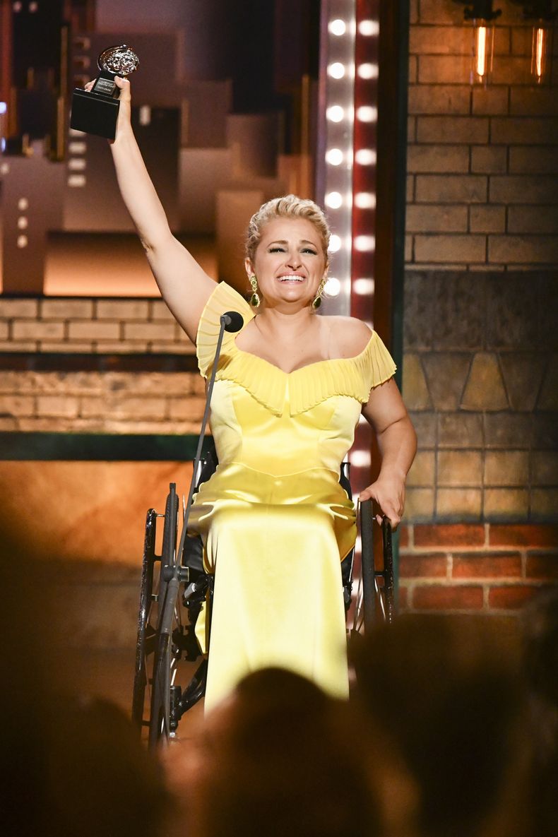 ESP-TEA_PREMIOS_TONY-ALI_STROKER-2.jpg