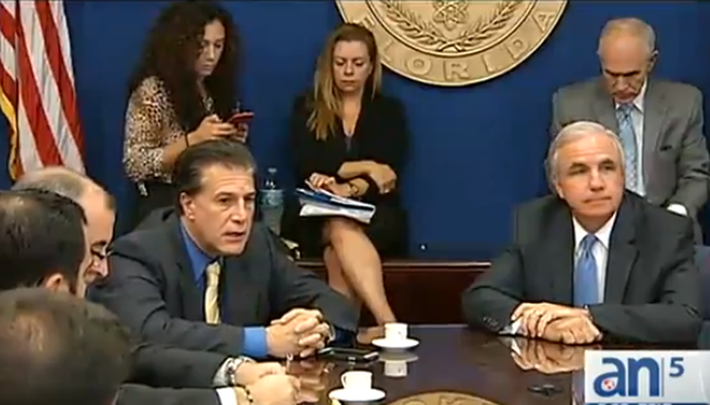 La demorada planta de Hialeah empezó a bombear sus primeros suministros del preciado líquido. Sin embargo la planta no paso la prueba.