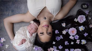 La cantante Natti Natasha junto a su pequeña bebé.&nbsp;