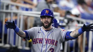 Receptor boricua Tomás Nido pacta con Mets por 3,7 millones
