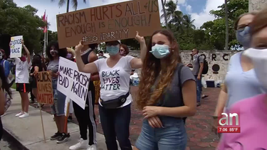 protestas en el downtown de miami por conmemoracion de juneteenth