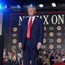 El presidente Donald Trump llega para hablar de economía durante un acto en el Circa Resort and Casino de Las Vegas, el sábado 25 de enero de 2025. (AP foto/Mark Schiefelbein)
