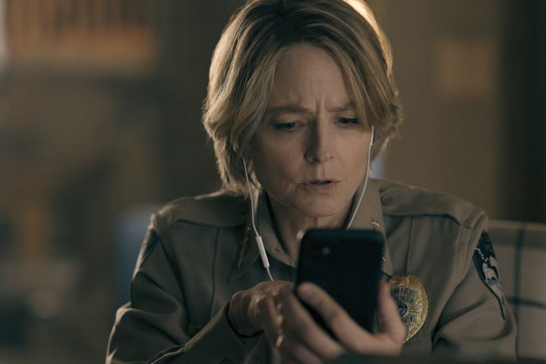 En esta imagen proporcionada por HBO, Jodie Foster en una escena de True Detective: Night Country. (HBO vía AP)