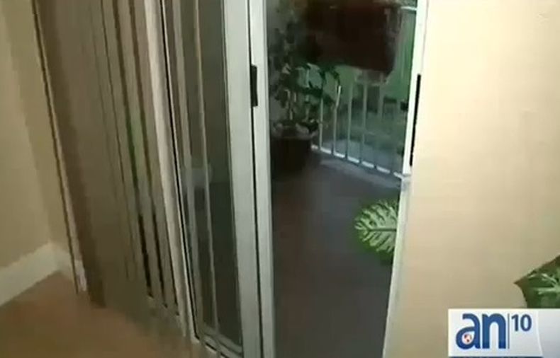 Una familia de Hialeah vivió momentos de terror cuando un ladrón asaltó su vivienda.