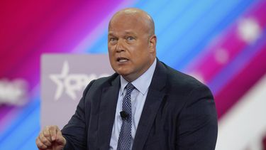 El exsecretario de Justicia interino Matt Whitaker habla en la Conferencia de Acción Política Conservadora (CPAC) en Dallas, el 4 de agosto de 2022. (AP foto/LM Otero, archivo)