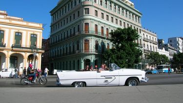 El Saratoga es uno de los edificios de estilo neoclásico más emblemáticos de la Habana Vieja.