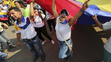Curazao funcionará como centro de ayuda para Venezuela
