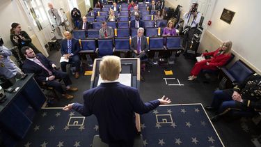 Trump: Por agotarse, reservas de equipo de protección