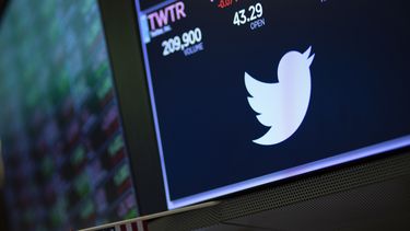twitter bloquea cientos de cuenta por error