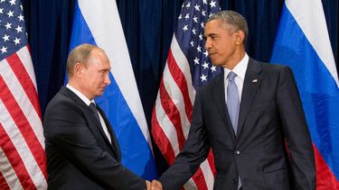rusia prohibe la entrada al pais a 500 estadounidenses, incluso barack obama