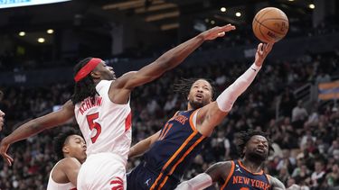 Raptors rompen mala racha al doblegar 125-116 a Knicks
