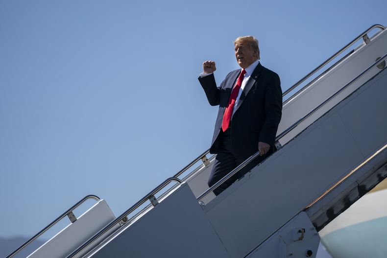 AMN-GEN_TRUMP_EL_POLICIA-0.jpg