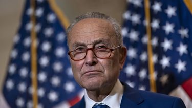 EEUU: El senador Chuck Schumer da positivo a COVID-19
