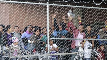 EEUU: Patrulla Fronteriza ordena liberación de migrantes