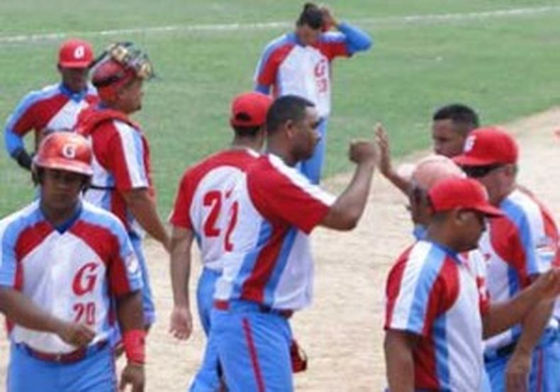 Dos habrían dado positivo a las pruebas del cólera. El 'brote' se originó en el Hotel Zaza, de Sancti Spíritus, donde estaba alojada la selección oriental.