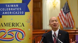 Han Kuo-yu, presidente del Yuan Legislativo de Taiwán, interviene durante una recepción organizada por la Oficina del Representante Económico y Cultural de Taipei (TECRO, por sus siglas en inglés), en el Capitolio, en Washington, el 24 de junio de 2026. (AP Foto/Cliff Owen)